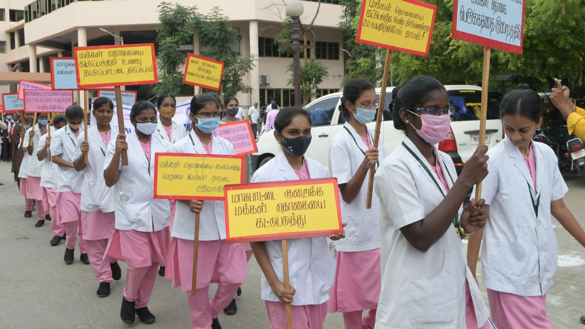 Awareness rally taken out on World Population Day - The Hindu