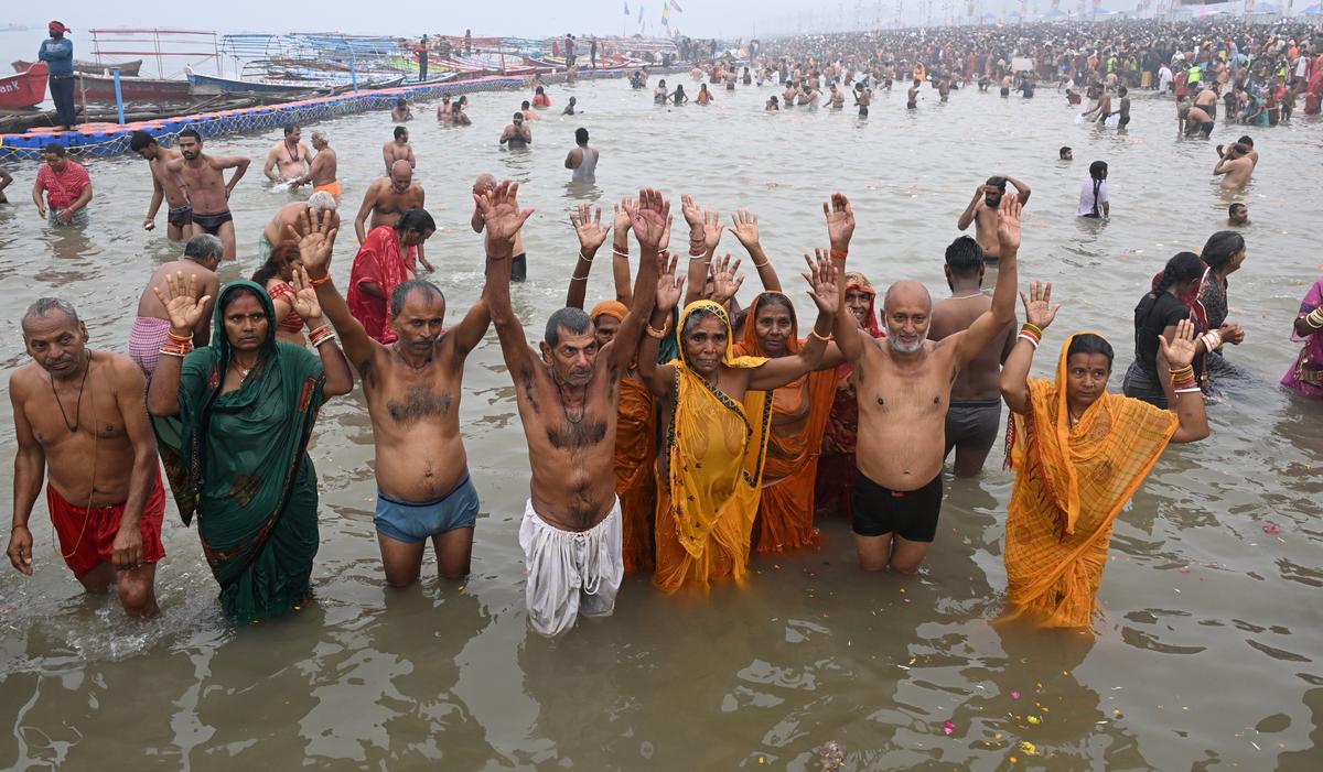 Pilgrimage to Prayagraj's Triveni Sangam, Venue of the Maha Kumbh Mela 2025