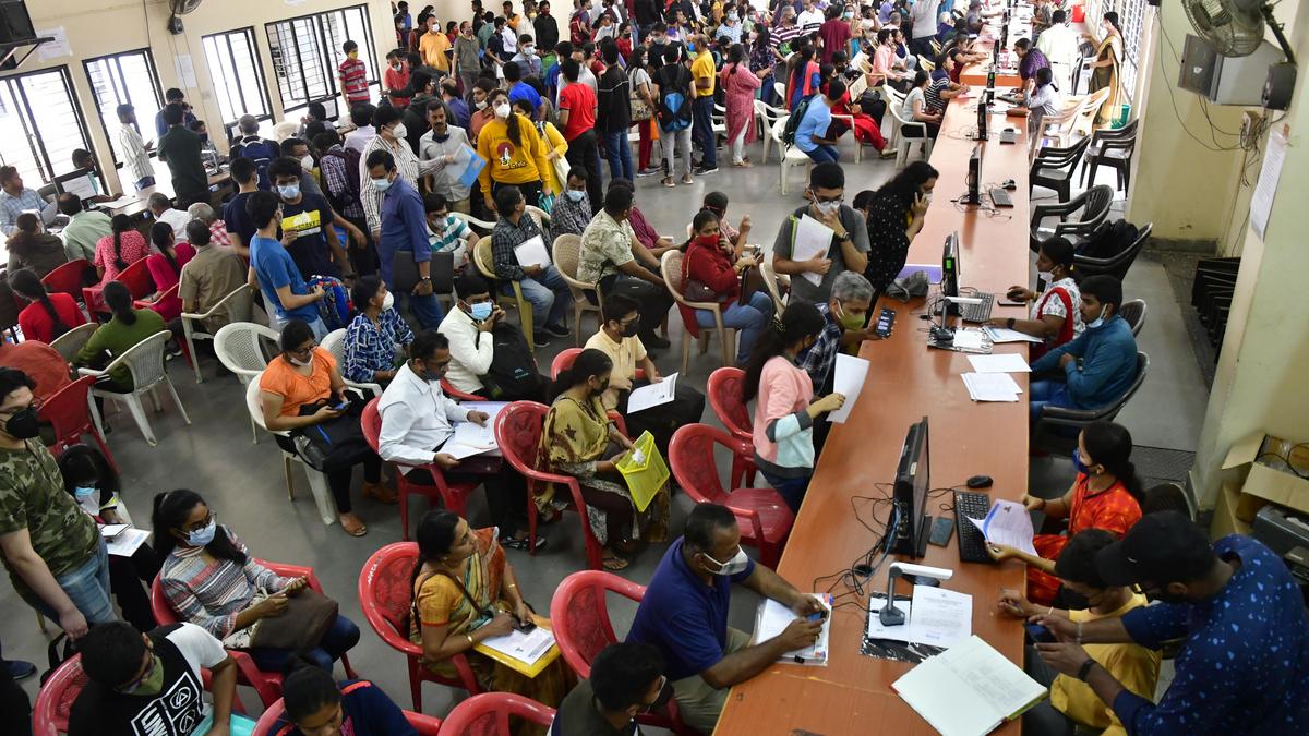 Expert committee recommends reducing CSE seats by 17%