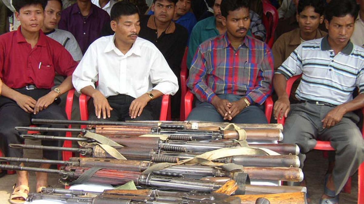 Centre to sign pact with two armed groups in Tripura