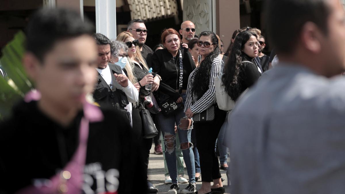 Two Mexican journalists shot dead in past 24 hours