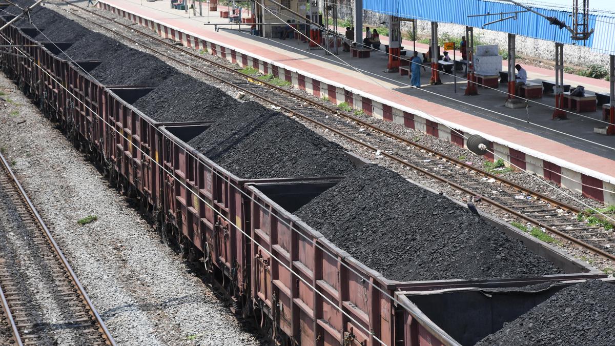 Union Ministry of Power cuts Tangedco’s daily coal rake allocation to 12