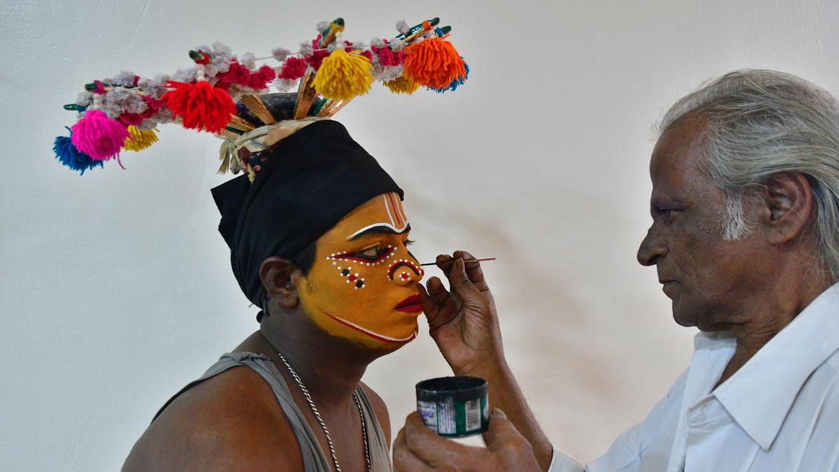 Therukoothu artiste PK Sambandan finds new stories to tell through his art