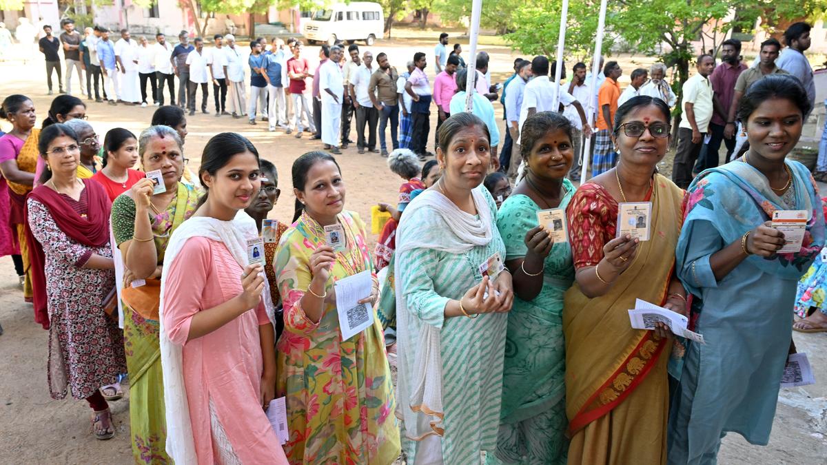 Polling in Madurai district largely incident-free