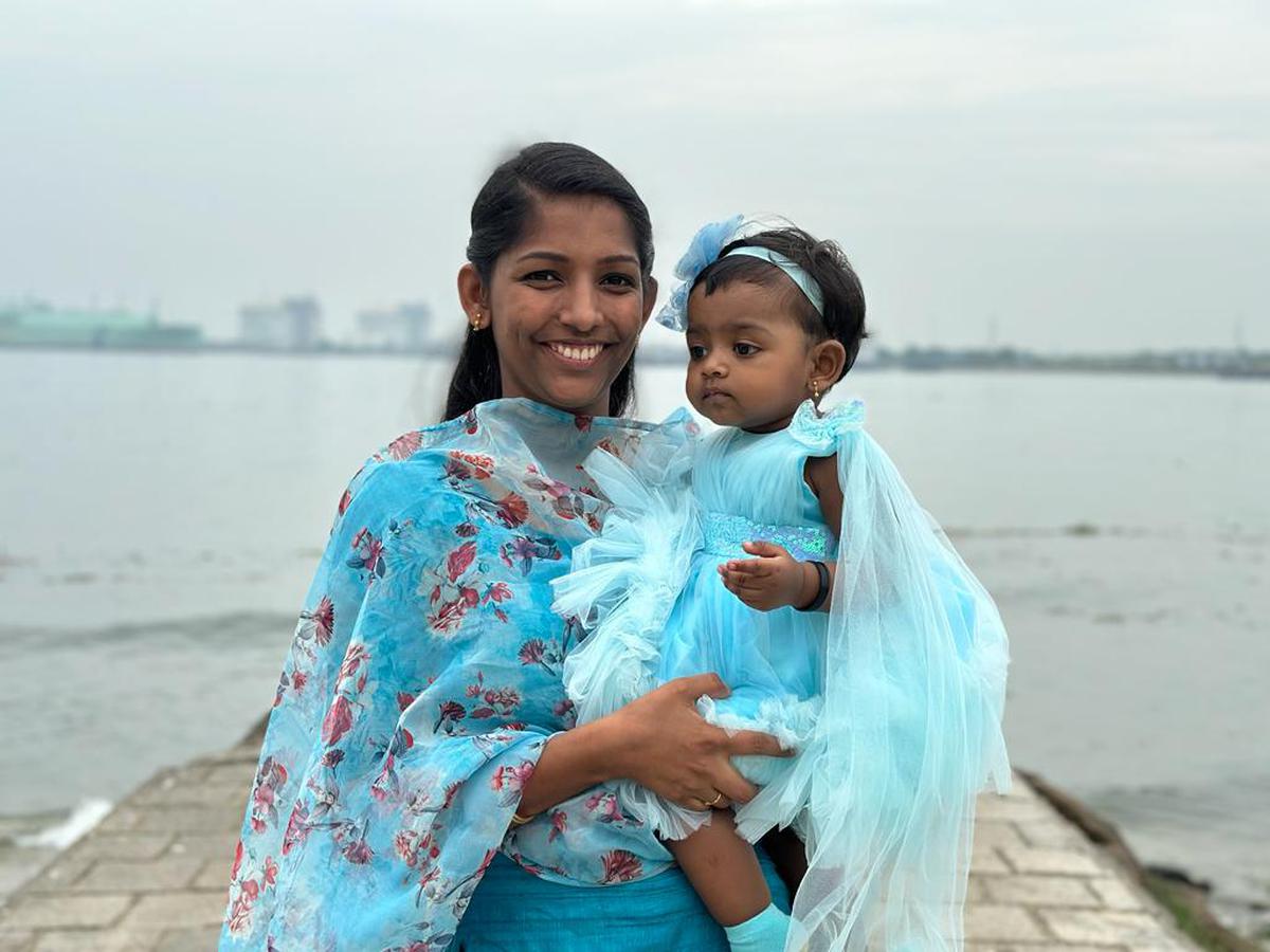 Hanna Sarah Prince with daughter Milo Shinto