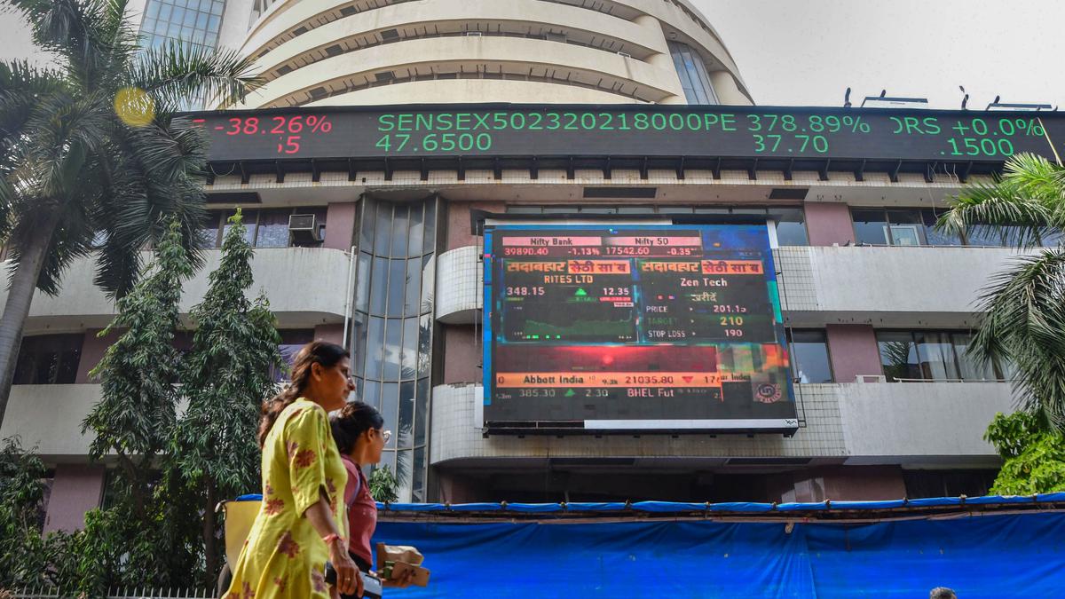 Sensex, Nifty bounce back from intra-day lows; settle higher on fag-end buying