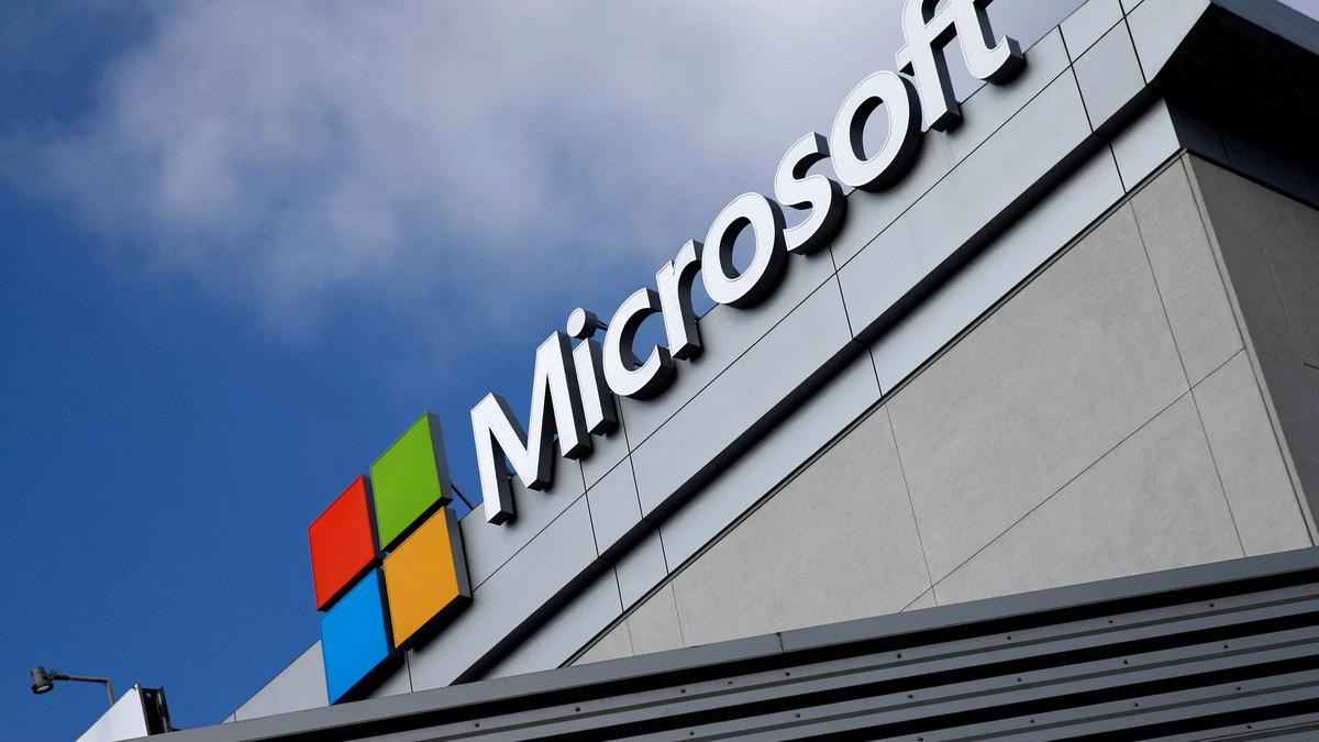 Microsoft will not give employees salary raise this year