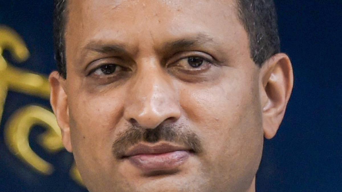 Gunman and driver of former MP arrested for assaulting businessman in road rage incident, Hegde also booked