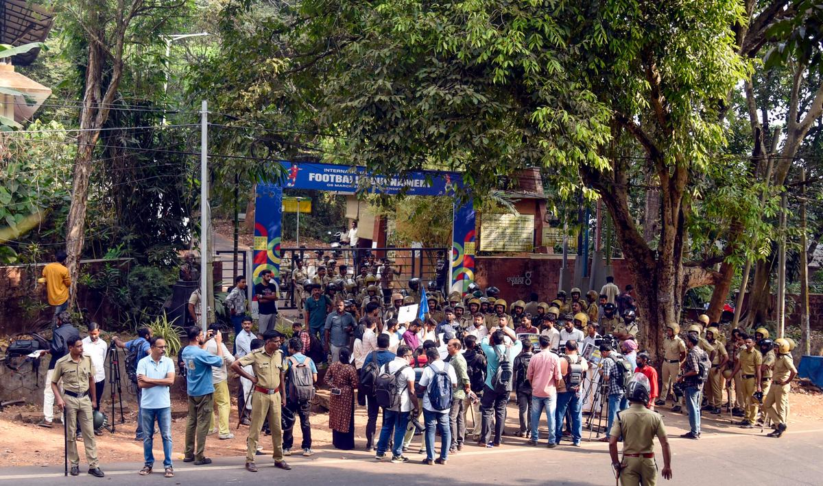 Student activists stage a protest in front of the government observation home in Kozhikode. Student activists stage a protest in front of the government observation home in Kozhikode.