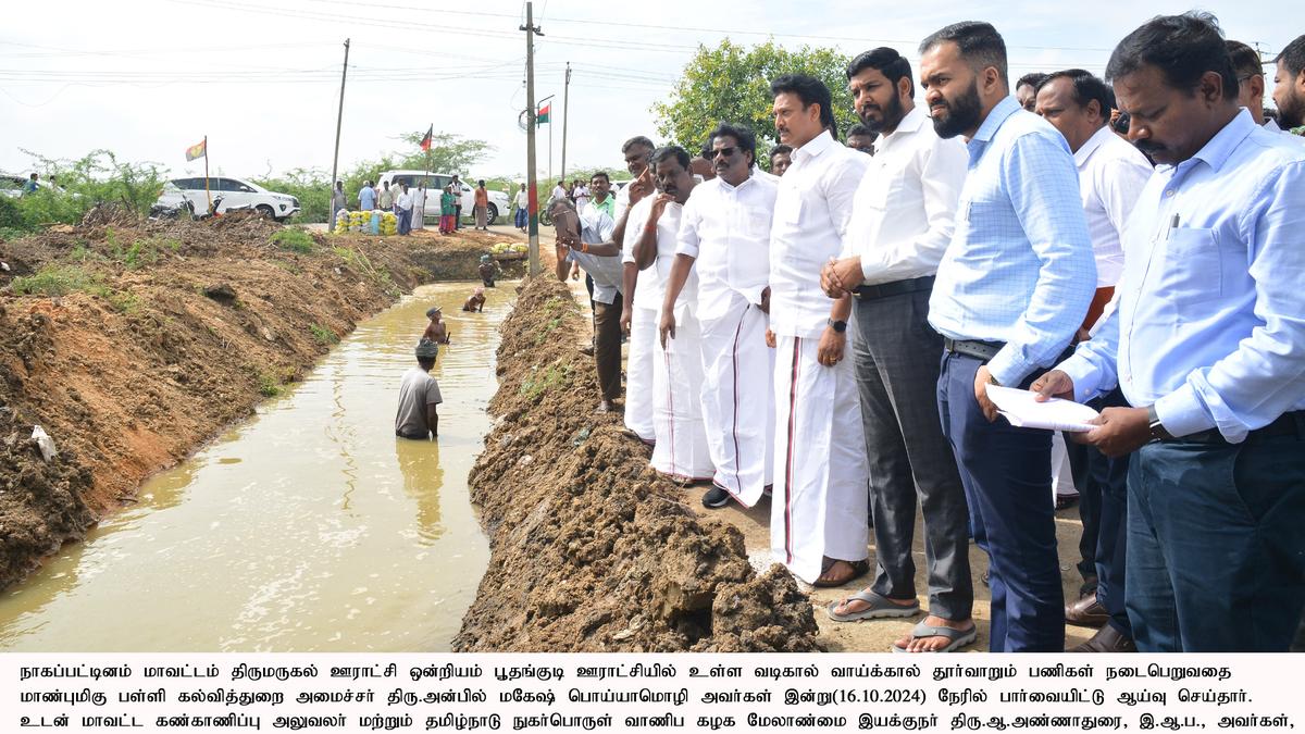 Minister Anbil Mahesh Poyyamozhi reviews monsoon preparedness in Nagapattinam