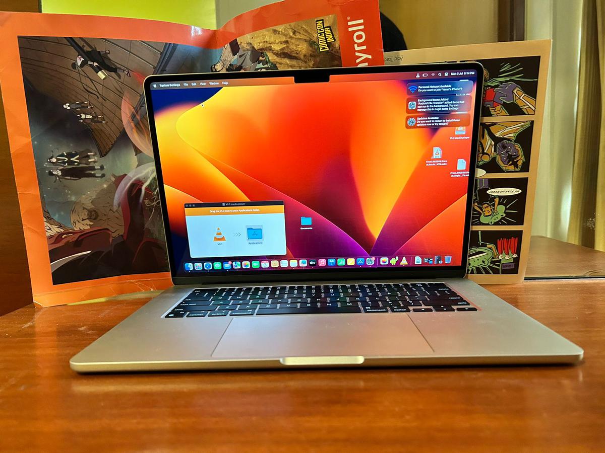 The MacBook Air 15-inch comes with the very powerful M2 processor from Apple.