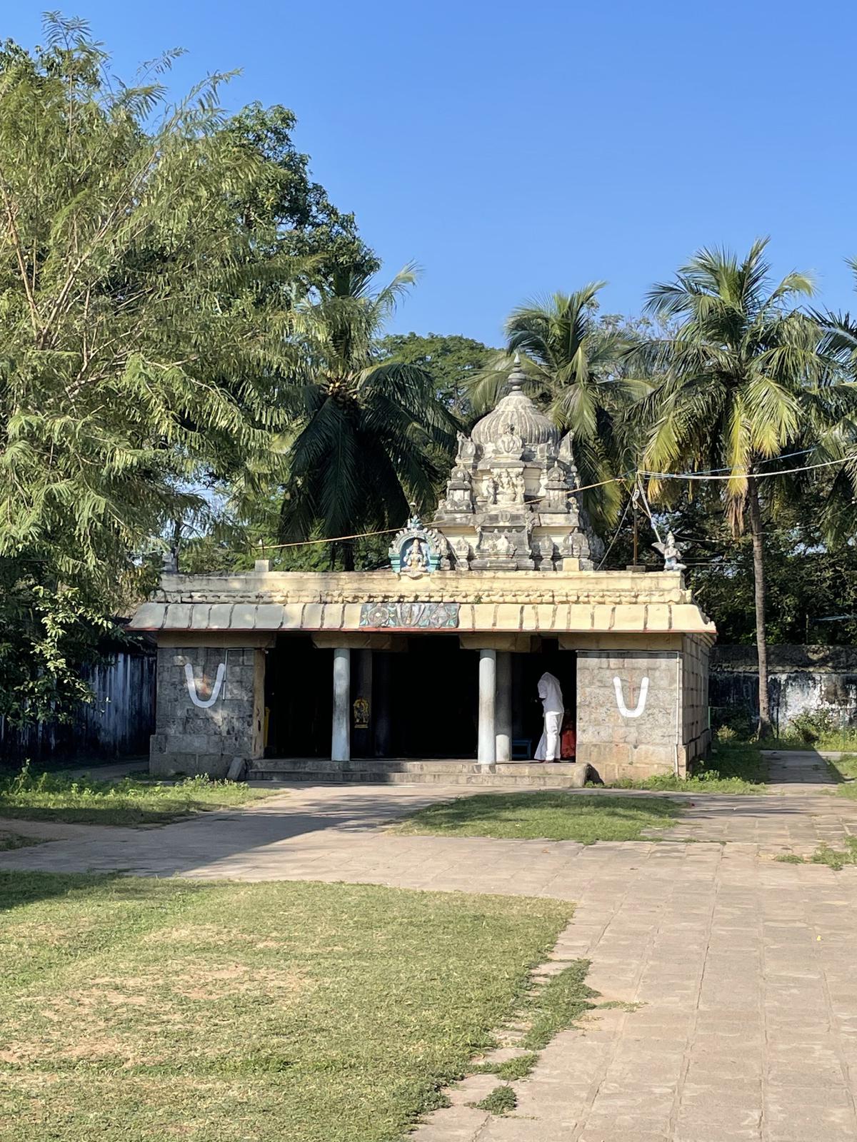 The separate shrine for Janakavalli thayar at Eri katha Ramar temple, Madhurantakam.