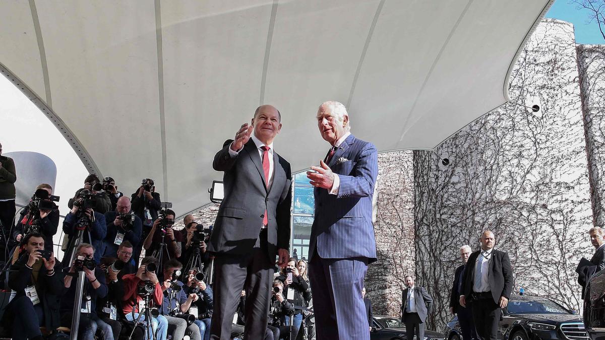 King Charles III addresses German Parliament, meets Scholz