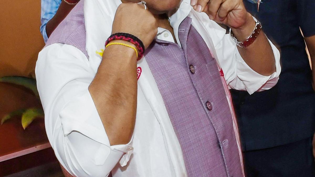 Delhi court issues notice to Assam CM, Delhi Police on plea seeking FIR over hate speech