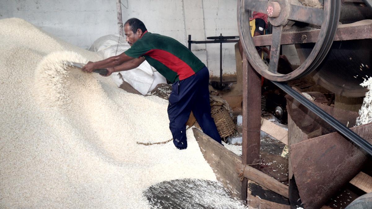 Puffed rice units in Erode grapple with rising costs despite higher demand for Puja festival