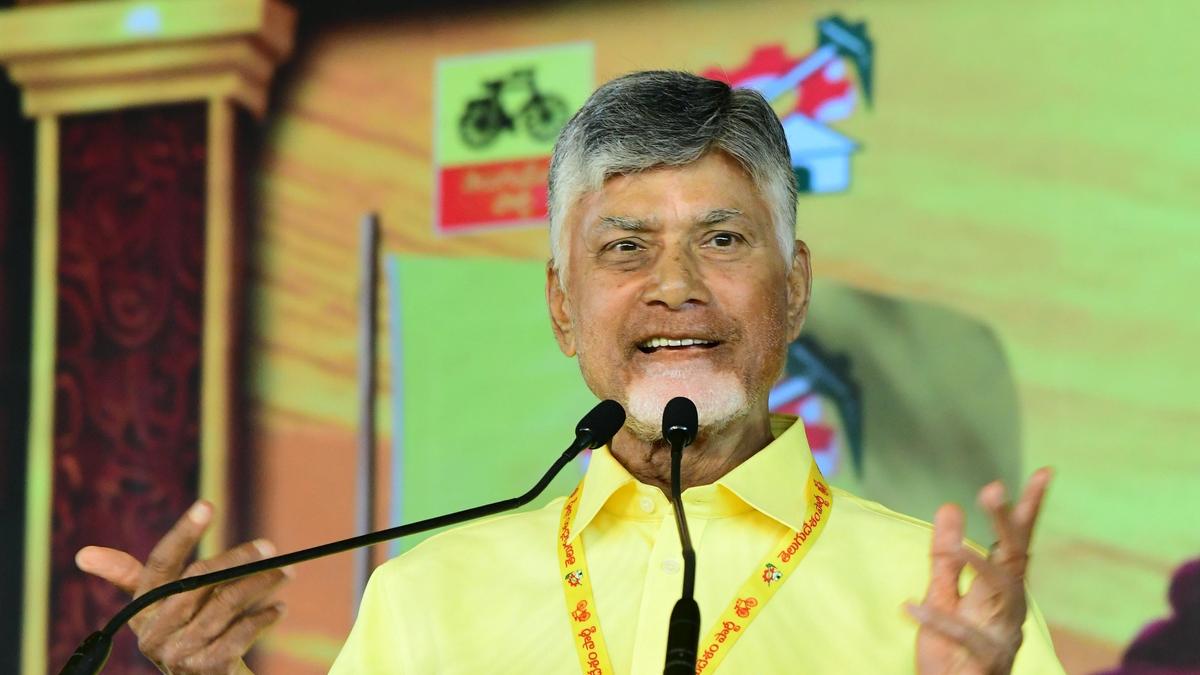 CM urges Centre to reach out to laterite mining lease applicants