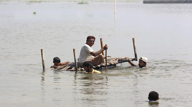 Pakistan appeals for more aid for 33 million affected by flooding