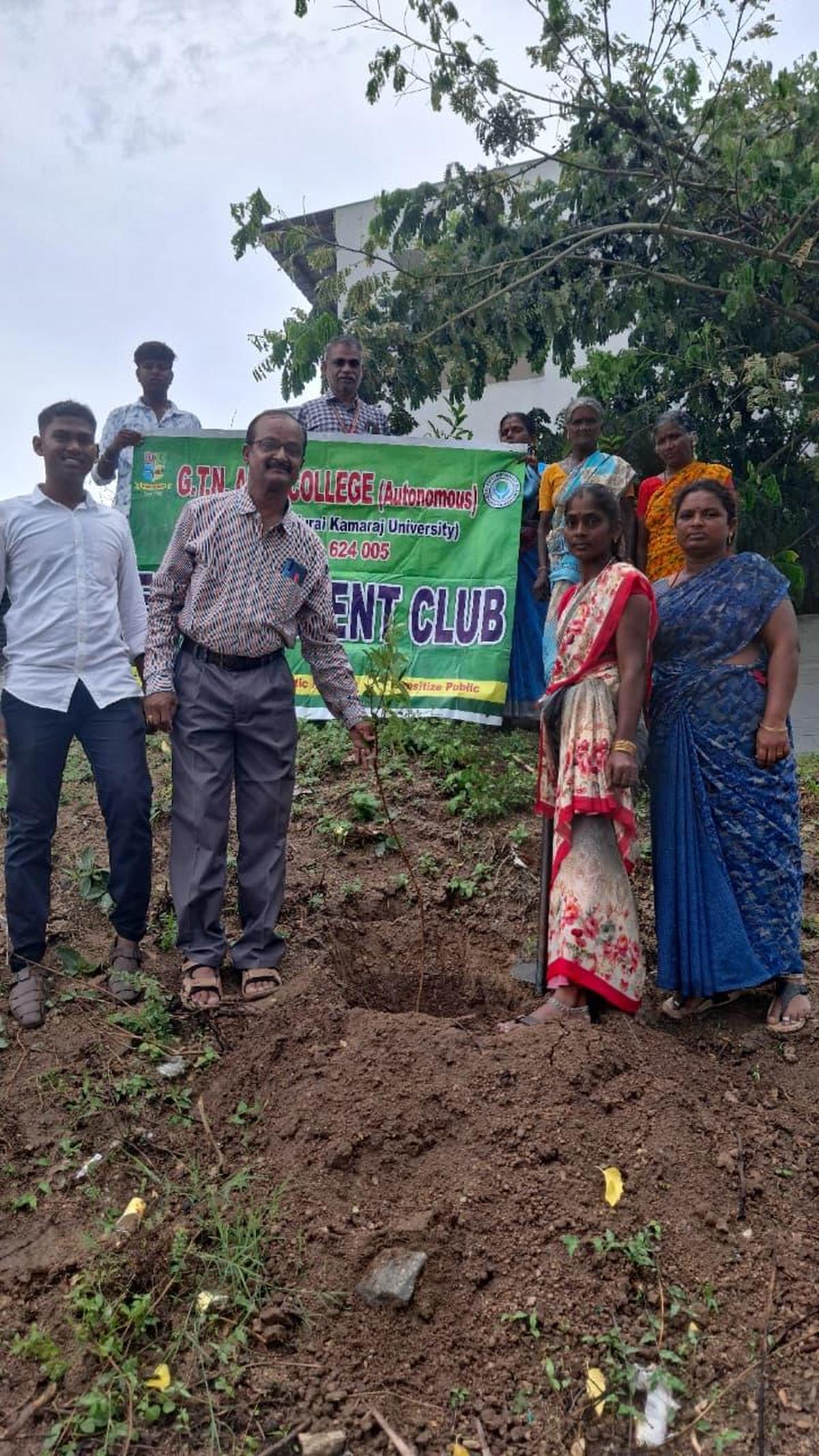 The Environment Club of GTN Arts College, Dindigul, organising a tree plantation drive at Kathiravanpatti pond, near Dindigul. The Environment Club of GTN Arts College, Dindigul, organising a tree plantation drive at Kathiravanpatti pond, near Dindigul.