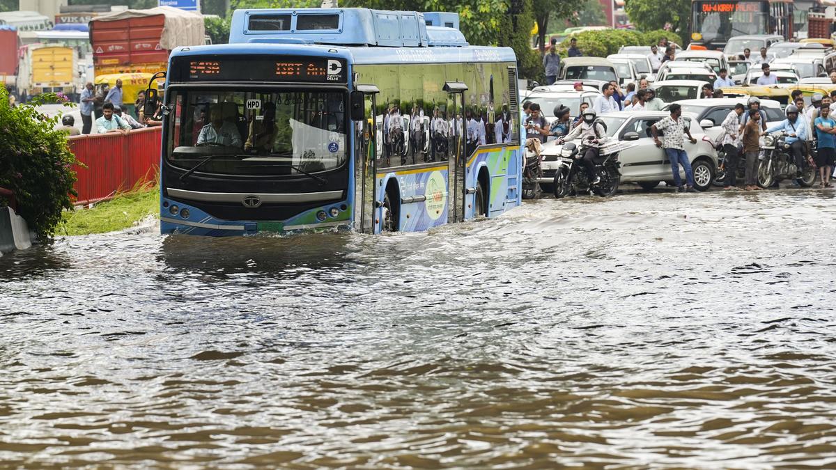 Waterlogging affects traffic in parts of Delhi