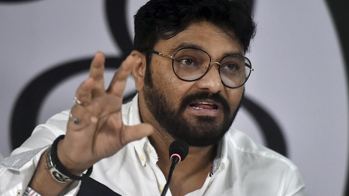 Political fight shouldn't be at expense of country's honour: Bengal Minister slams 'shirtless protest'