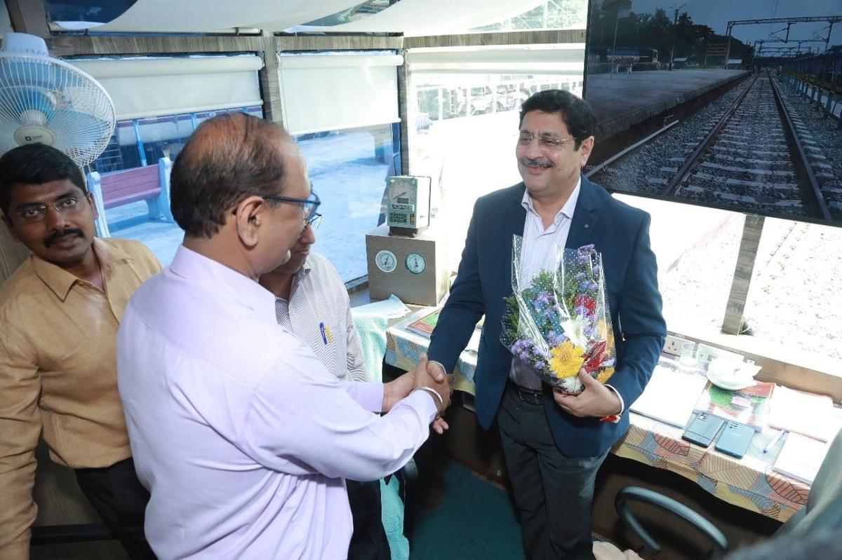 Dedicate two new platforms at Mangaluru Central exclusively for trains towards Bengaluru and Mumbai, Southern Railway urged