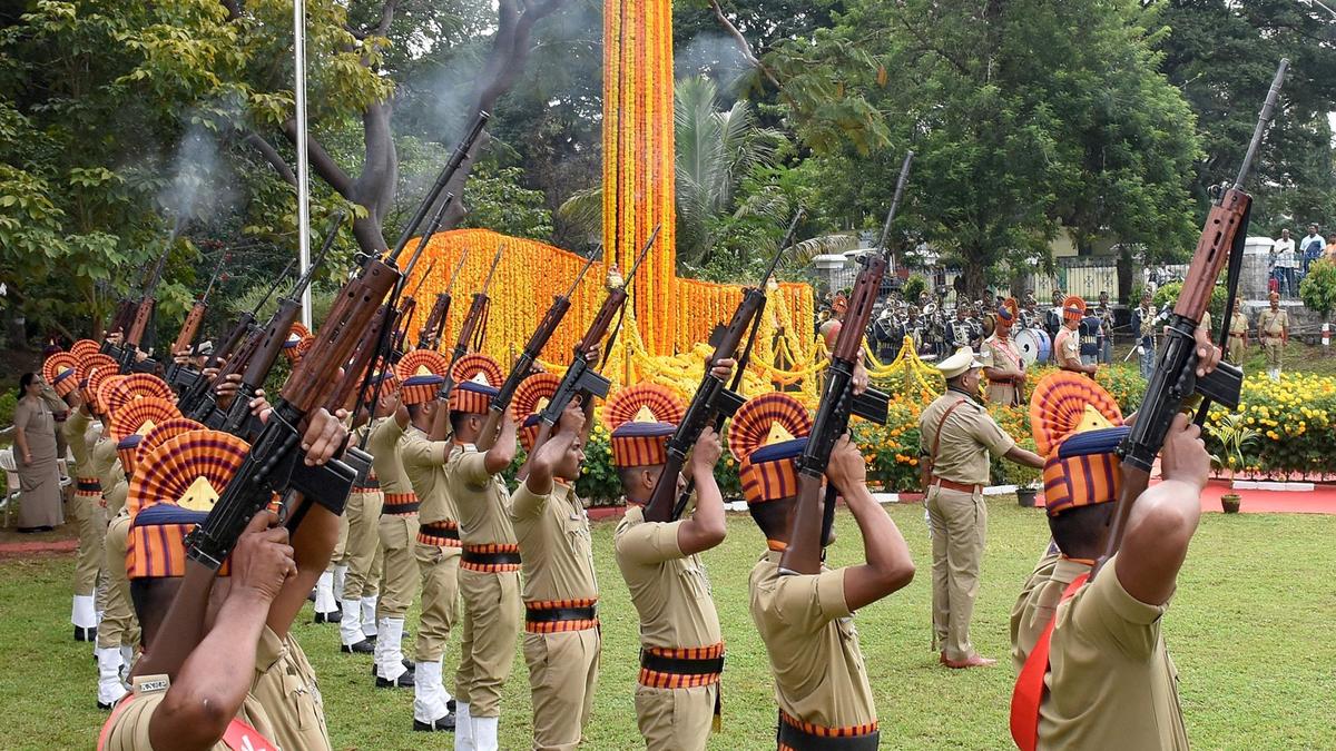 Karnataka: Police Martyrs’ Day observed in Mysuru, Chamarajanagar