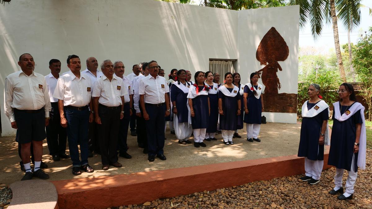 Thirty students of 1976 batch of Kendriya Vidyalaya, Pattom, in Thiruvananthapuram, celebrated the golden jubilee of their passing out with the school assembly where they turned up in their school uniforms