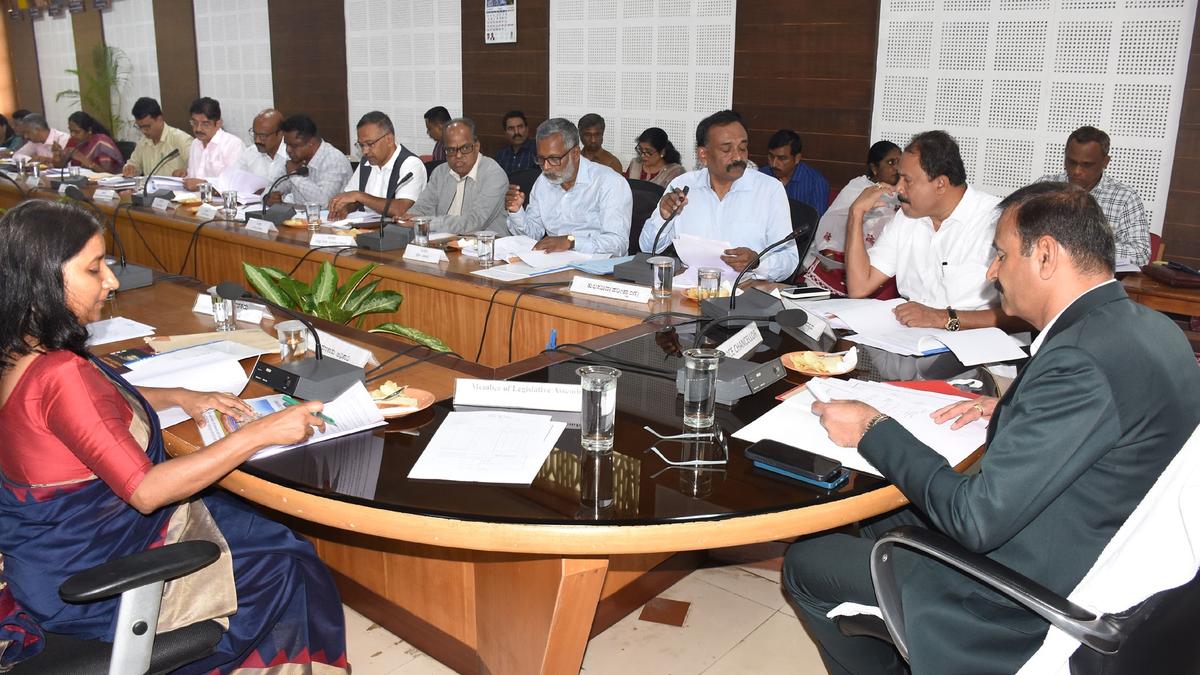 University of Mysore struggles to pay pensions amid fund shortfall