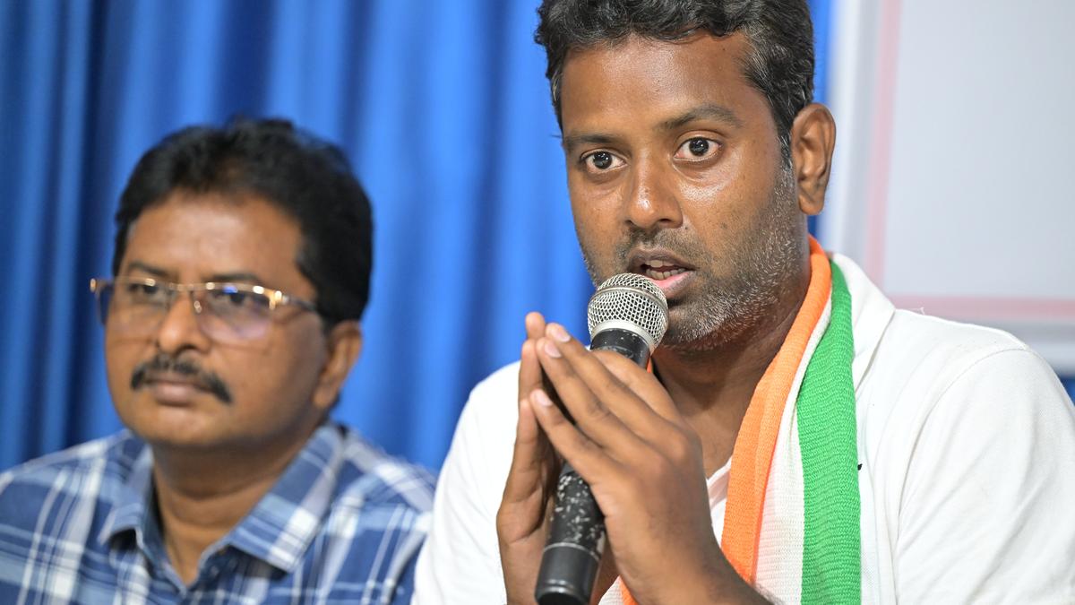 Government urged to complete Amaravati development in a time-bound plan