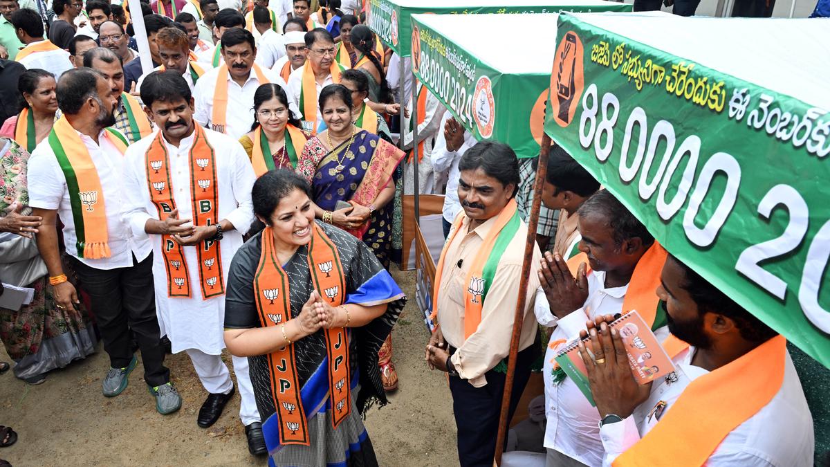 Centre committed to helping flood victims in all possible ways, says BJP A.P. unit president Purandeswari