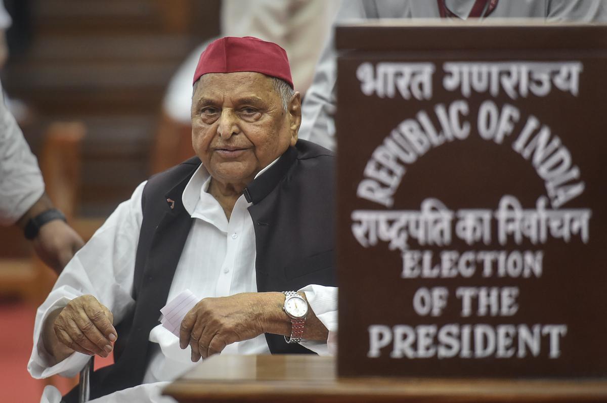 Mulayam Singh Yadav: A Life In Pictures - The Hindu