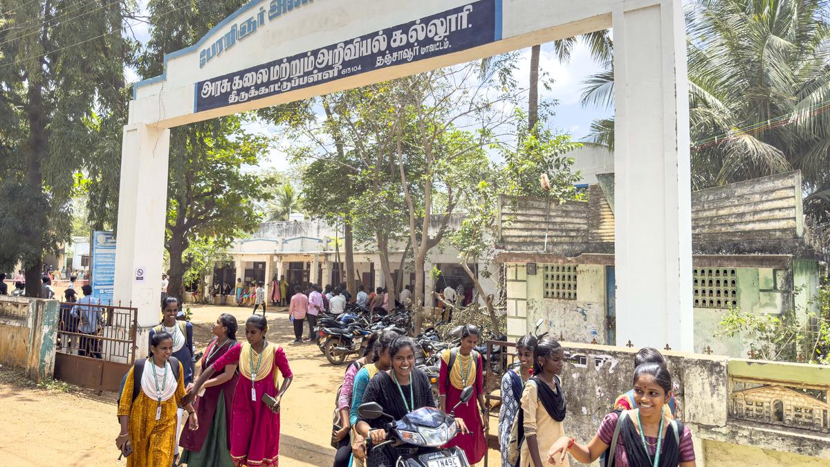 Functioning of Thirukattupalli government arts college on temporary premises causes concern