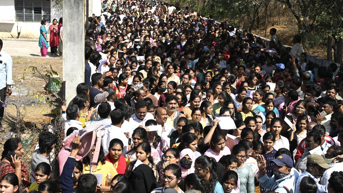 Whirlwind of activity at 11 JEE Mains exam centres in Vijayawada