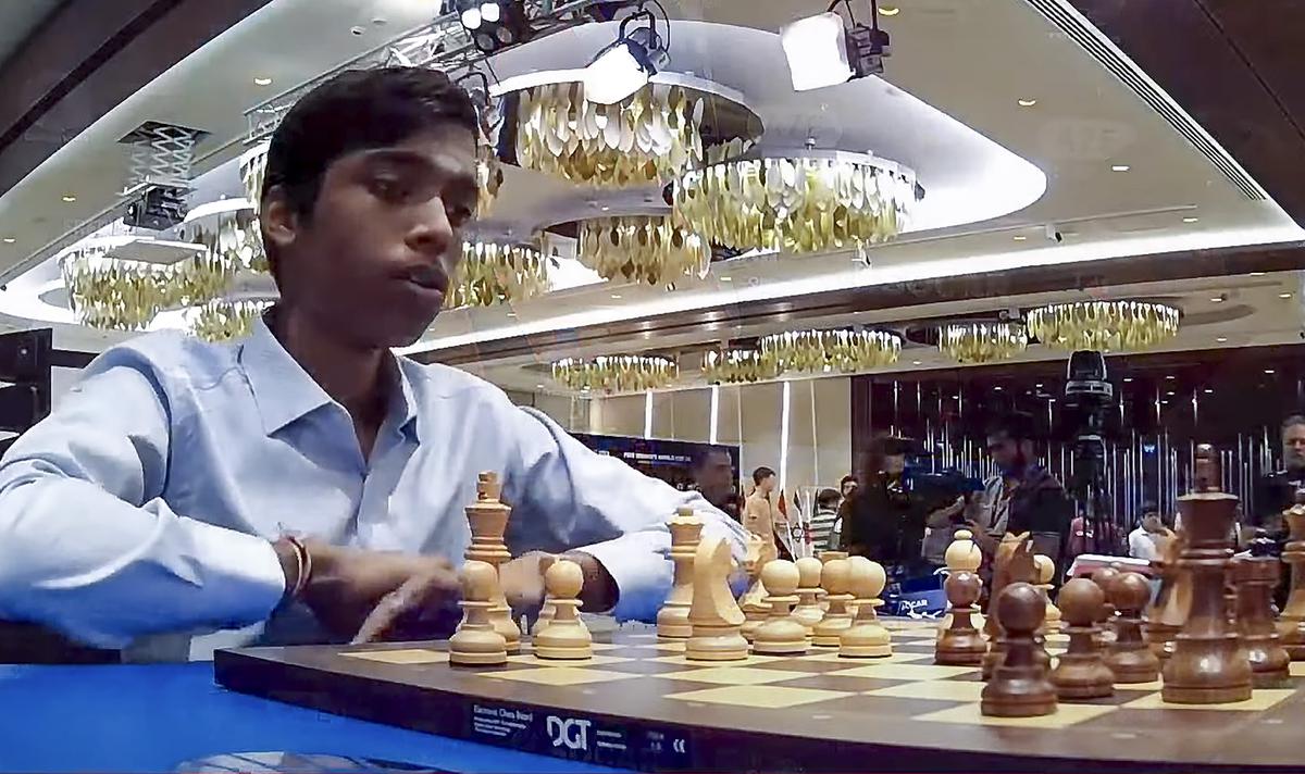 India no.1 Gukesh vs World no.1 Magnus Carlsen