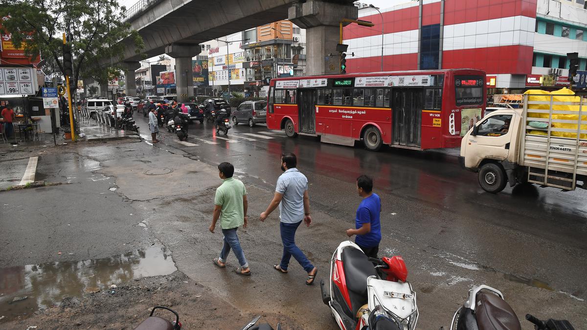 A tiny junction where traffic mostly crawls