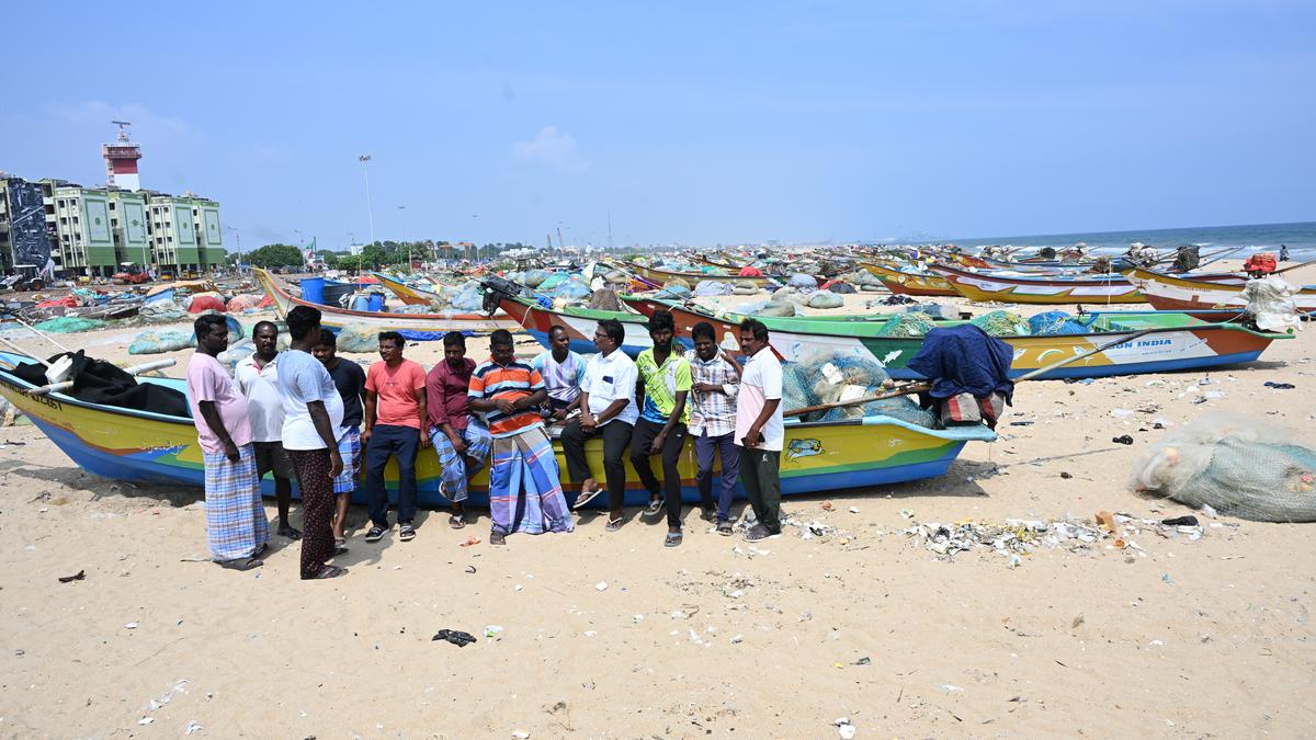 Nochikuppam fishermen urge GCC to allow them to vend fish as soon as they land