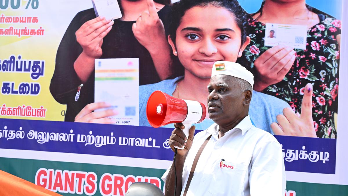 Retired Indian army man carries on a campaign to achieve 100% turnout in Thoothukudi