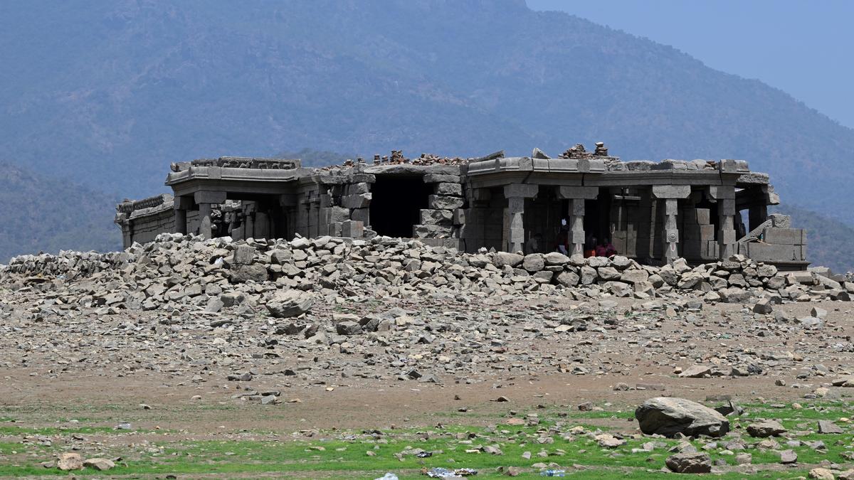 Inscriptions in a temple submerged by Bhavanisagar dam reveal a trade route
Premium