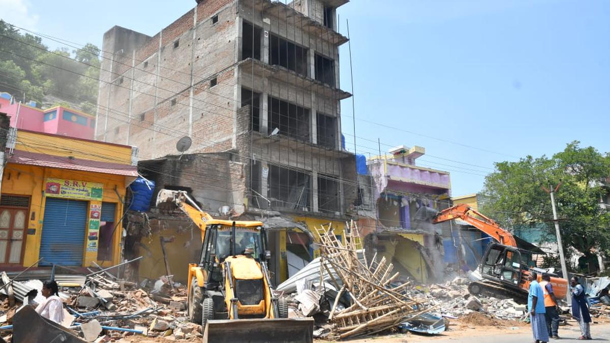 Encroachments near CMC Vellore razed to provide easy access to ambulances