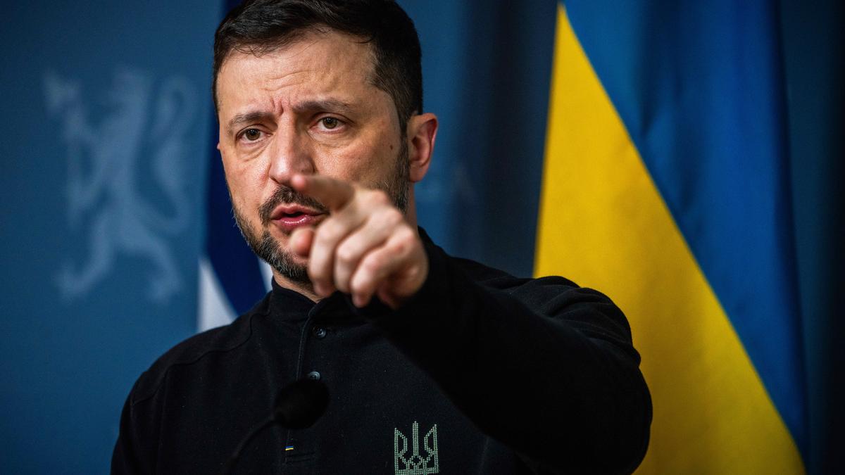 Zelenskyy tells EU to keep pressure on Russia ahead of new talks