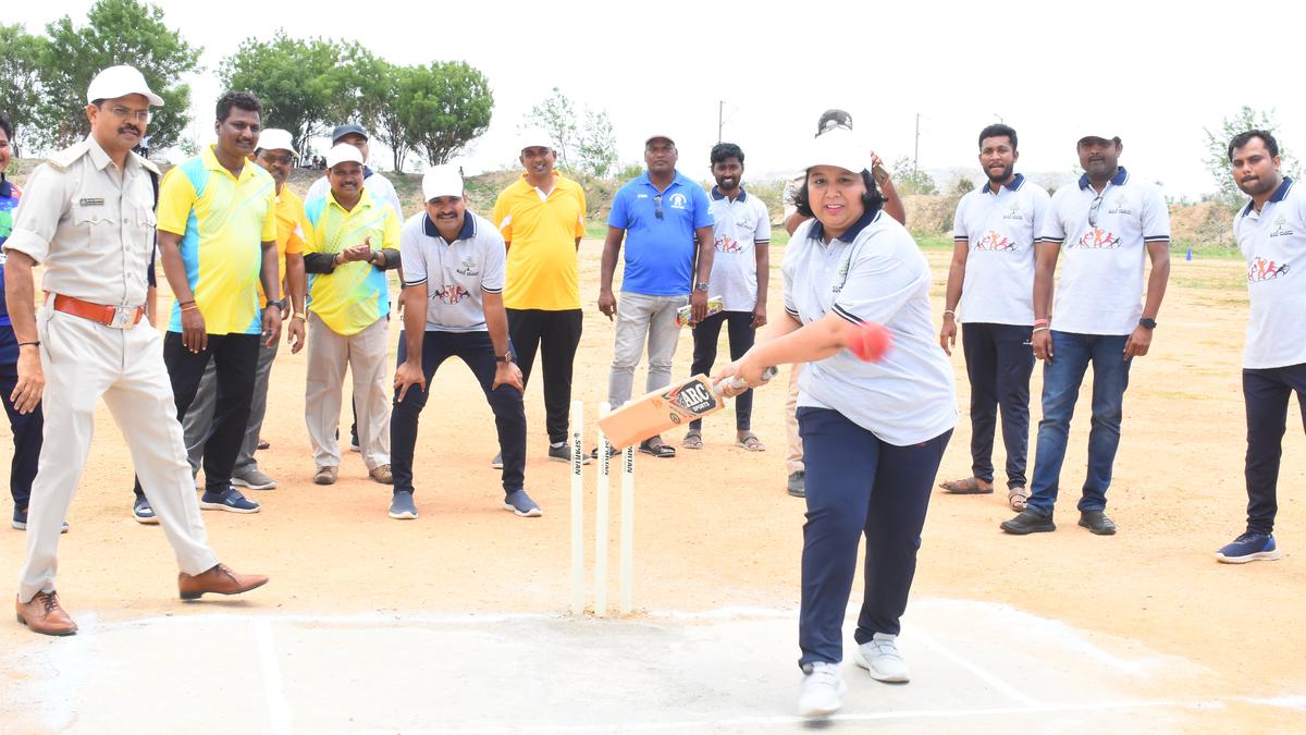 Playing sports can reduce stress: Deputy Commissioner