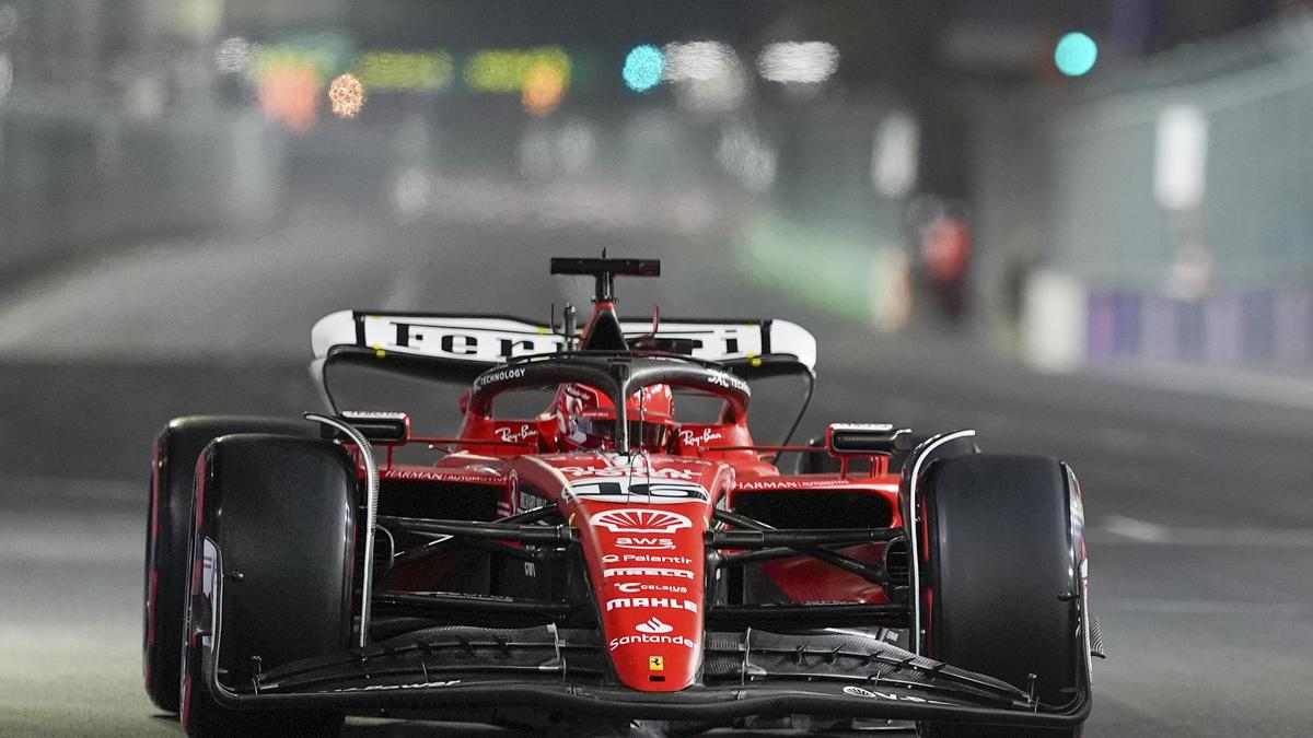 Las Vegas Grand Prix | Leclerc fastest in Vegas practice after farcical opening session