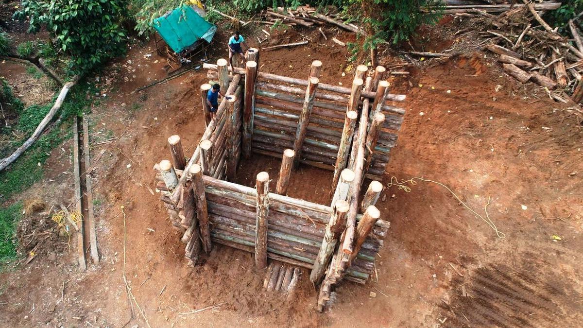 Kraal for wild tusker Arikompan getting ready