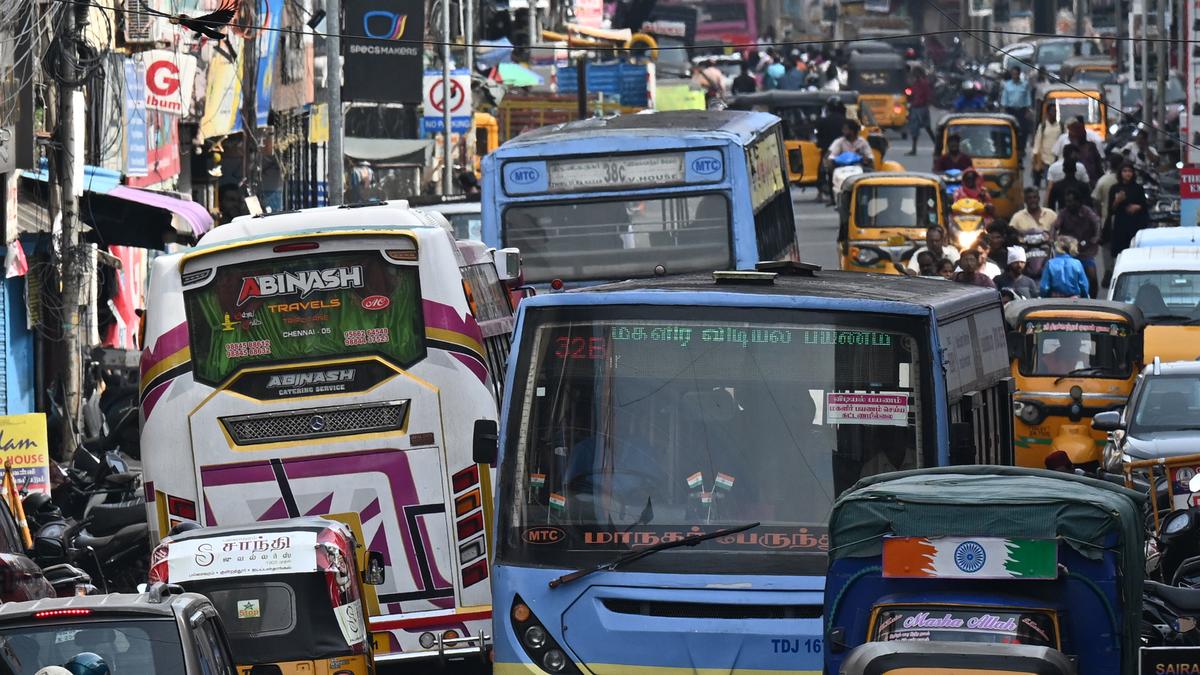 Triplicane High Road grapples with traffic snarls, crumbling infrastructure