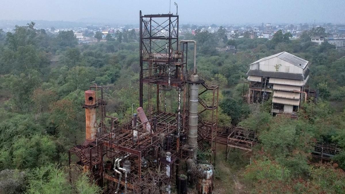 Supreme Court asks HC to hear Bhopal gas victims’ claim of ‘misclassification’ of illnesses on merits