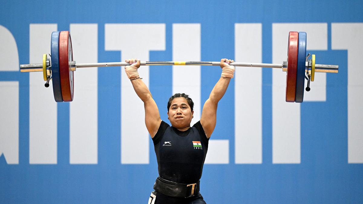 National Games | Bindyarani breaks Mirabai’s 55kg snatch record
