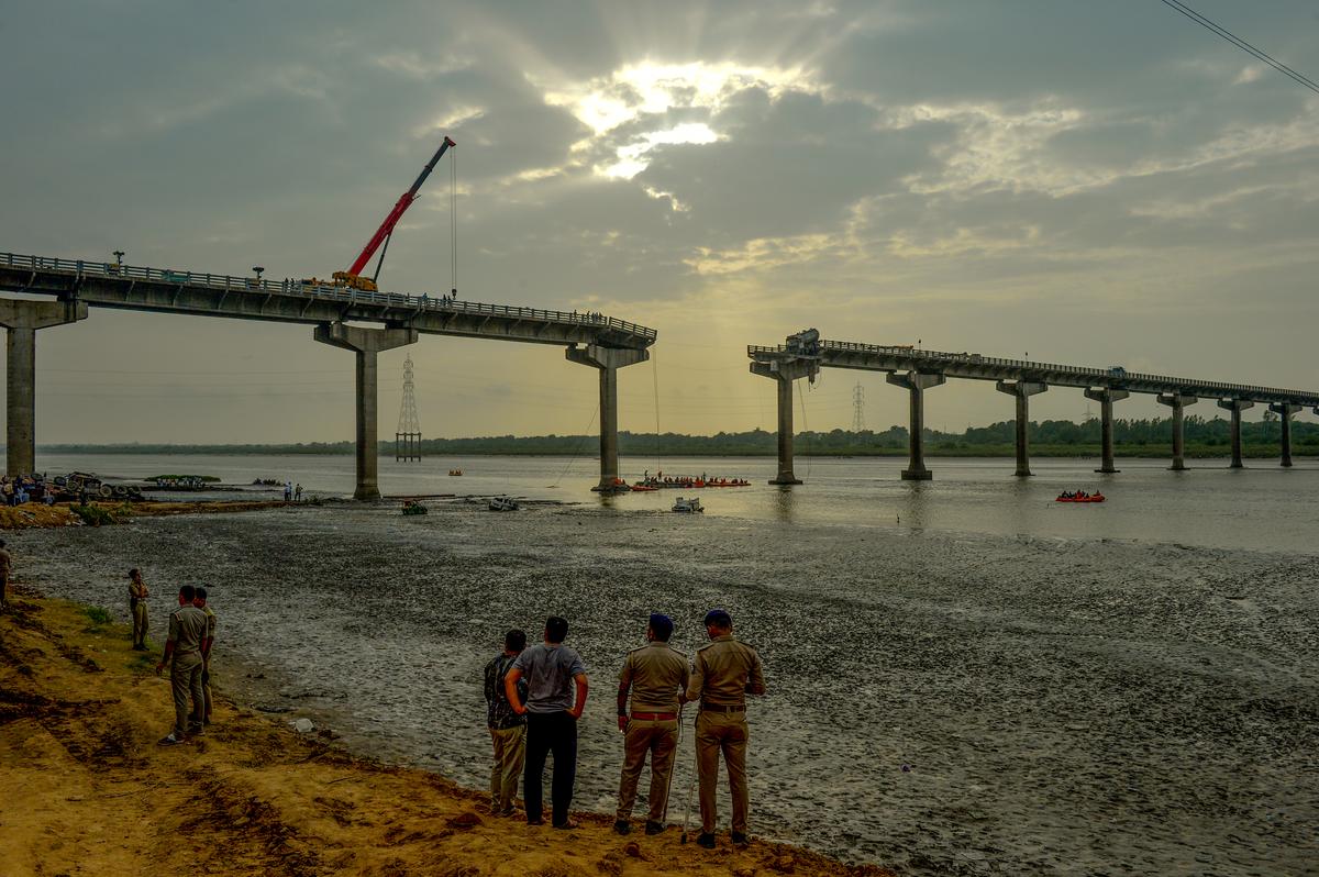 A view of the bridge after the tragedy. 