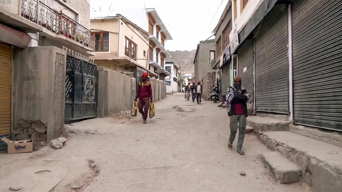MHA orders judicial probe into Leh violence