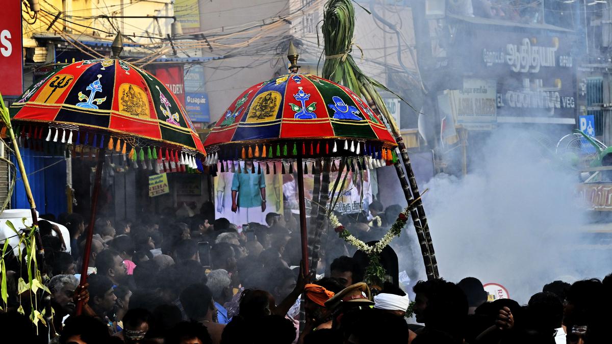 Chithirai festival | Carnival-like atmosphere on Masi streets of Madurai