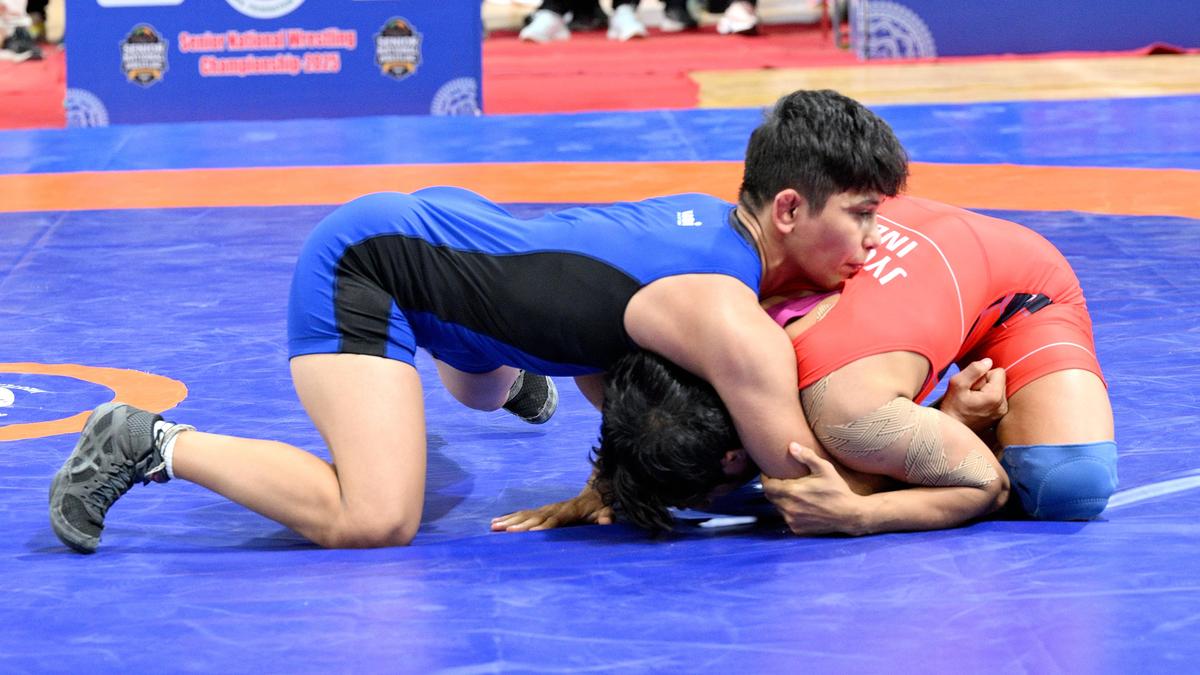 Ulusal güreş | Antim, Manisha ve Nisha’ya altın